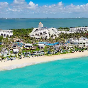 4* Rezort Grand Oasis